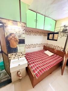 Bedroom Image of 247 Sq.ft 1 RK Apartment / Flat for rent in Sai Darshan CHS, Andheri East Mumbai for Rs. 25000