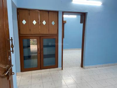 Bedroom Image of 700 Sq.ft 2 BHK Independent House for rent in Medavakkam Chennai for Rs. 16000