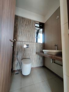 Bathroom Image of 890 Sq.ft 2 BHK Apartment / Flat for sale in Shapoorji Pallonji Vicinia, Powai Mumbai for Rs. 23500000