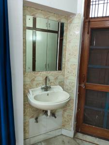 Bathroom Image of 11000 Sq.ft 12 BHK Villa for rent in Sector B Ansal API Lucknow for Rs. 160000