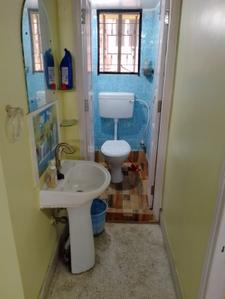 Bathroom Image of 975 Sq.ft 2 BHK Apartment / Flat for sale in Garia, Sonarpur Kolkata for Rs. 3400000