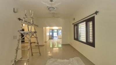 Living Room Image of 2000 Sq.ft 3 BHK Apartment / Flat for rent in Vasant Kunj New Delhi for Rs. 110000
