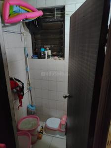 Bathroom Image of 600 Sq.ft 1 BHK Apartment / Flat for sale in Viman Nagar Pune for Rs. 5800000