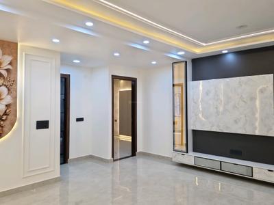 Living Room Image of 1350 Sq.ft 4 BHK Apartment / Flat for sale in Saarthi The Residency by Saarthi Builders, Uttam Nagar New Delhi for Rs. 13500000