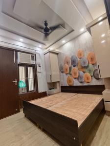 Bedroom Image of 450 Sq.ft 1 BHK Builder Floor for rent in Guru Ji Welfare Homes, Dwarka Mor New Delhi for Rs. 15500