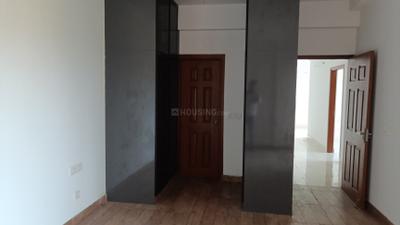 Bedroom Image of 1825 Sq.ft 3 BHK Apartment / Flat for rent in Purvanchal Royal City Phase 2, Chi V Greater Noida for Rs. 36000