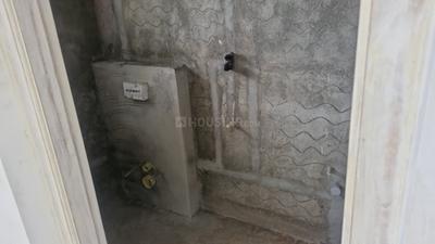 Bathroom Image of 1400 Sq.ft 3 BHK Apartment / Flat for sale in Velachery Chennai for Rs. 14700000