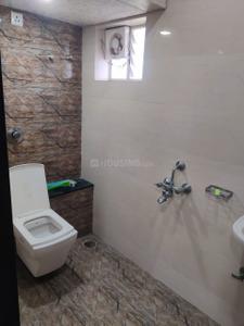 Bathroom Image of 1600 Sq.ft 3 BHK Apartment / Flat for rent in Narendra Nagar Extension Nagpur for Rs. 25000