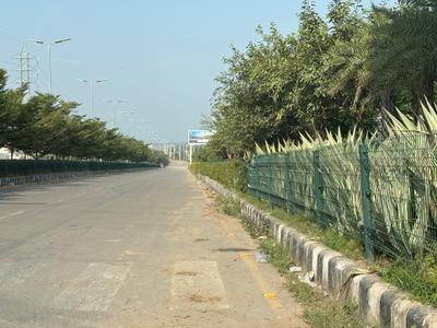 Image of 2500 Sq.ft 3.5 BHK Apartment / Flat for sale in DLF The Valley Orchard, Pinjore, Panchkula for Rs. 25000000