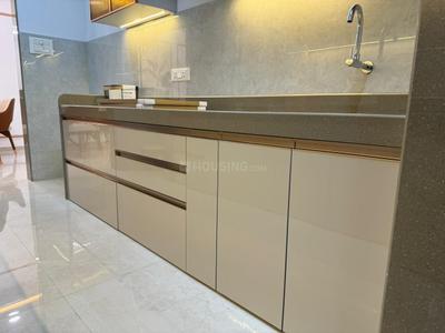 Kitchen Image of 765 Sq.ft 2 BHK Apartment / Flat for sale in Mulund West Mumbai for Rs. 20500000