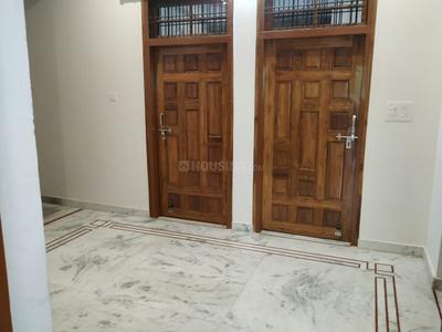 Bedroom Image of 2100 Sq.ft 2 BHK Builder Floor for rent in Gomti Nagar Lucknow for Rs. 18000