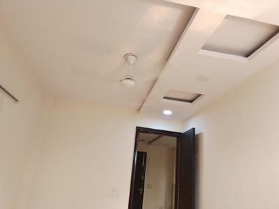 Bedroom Image of 750 Sq.ft 2 BHK Builder Floor for sale in Ramesh Nagar New Delhi for Rs. 8500000
