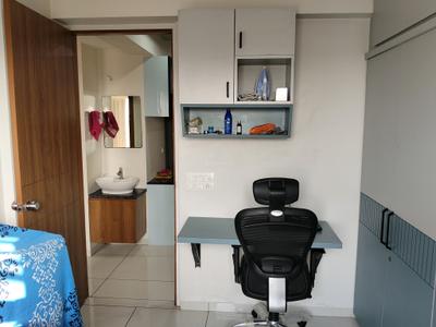 Bedroom Image of 1600 Sq.ft 3 BHK Apartment / Flat for sale in Shivanta, Bhadaj Ahmedabad for Rs. 9700000