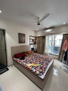 Bedroom Image of 990 Sq.ft 3 BHK Apartment / Flat for rent in Bajaj Emerald, Andheri East Mumbai for Rs. 115000