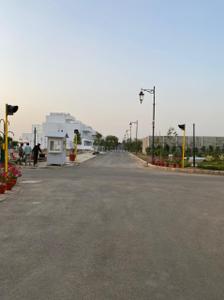 Image of 1093 Sq.ft 2.5 BHK Builder Floor for rent in Central Park Flower Valley, Sector 33, Sohna for Rs. 30500