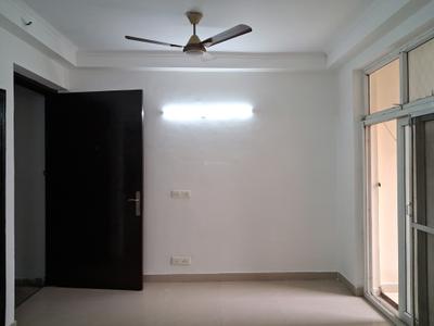 Living Room Image of 1035 Sq.ft 2 BHK Apartment / Flat for sale in Amrapali Silicon City, Sector 76 Noida for Rs. 10000000