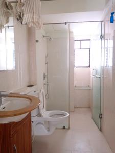 Common Bathroom Image of 1280 Sq.ft 3 BHK Apartment / Flat for sale in Primarc Southwinds, Rajpur Kolkata for Rs. 10500000