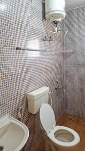 Bathroom Image of 700 Sq.ft 1 BHK Builder Floor for rent in Devarachikkana Halli Bengaluru for Rs. 20000