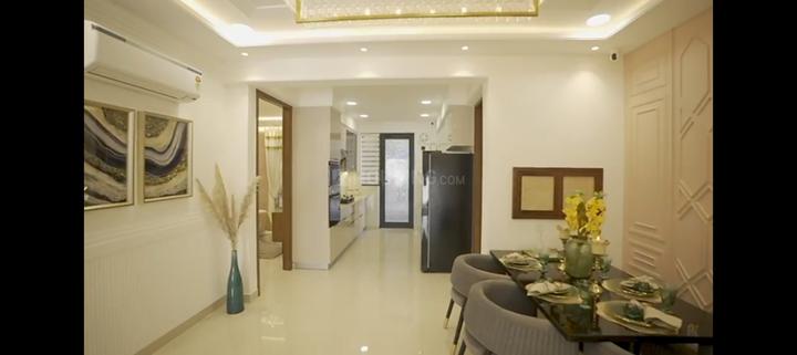 Lark Bollywood Green City Main Image 1