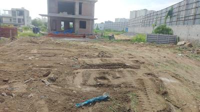 Image of 600 Sq.ft Residential Plot / Land for sale in Narsingi, Hyderabad for Rs. 78500000