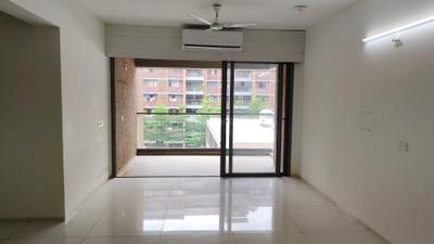 Living Room Image of 3350 Sq.ft 4 BHK Apartment / Flat for rent in Shilp Shaligram, Vastrapur Ahmedabad for Rs. 73000