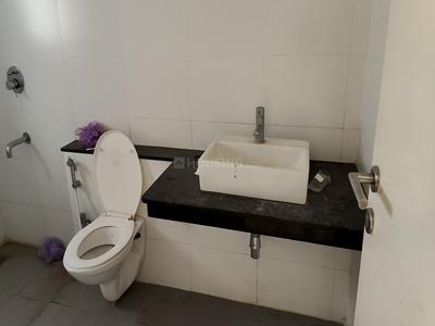 Bathroom Image of 1350 Sq.ft 3 BHK Apartment / Flat for sale in Godrej Infinity, Mundhwa Pune for Rs. 20000000
