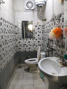Common Bathroom Image of 495 Sq.ft 2 BHK Builder Floor for sale in Patparganj New Delhi for Rs. 4500000