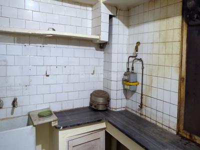 Kitchen Image of 1050 Sq.ft 3 BHK Apartment / Flat for sale in Naraina New Delhi for Rs. 12500000