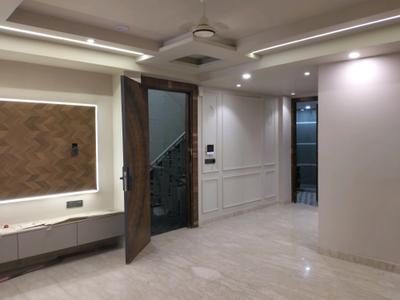 Living Room Image of 1350 Sq.ft 4 BHK Builder Floor for sale in Mansarover Garden New Delhi for Rs. 45000000