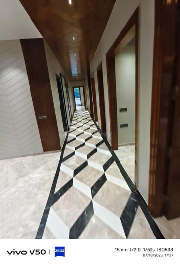 Block D, Gulmohar Park Main Image 1