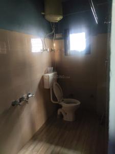 Bathroom Image of 400 Sq.ft 2 BHK Apartment / Flat for rent in Ghanahatti Shimla for Rs. 7500