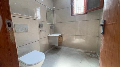Image of 1450 Sq.ft 4 BHK Apartment / Flat for sale in Sector 4 Rohini, New Delhi for Rs. 12500000