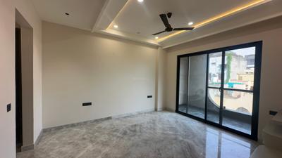 Bedroom Image of 1801 Sq.ft 3 BHK Builder Floor for sale in Paschim Vihar New Delhi for Rs. 38000000