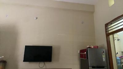 Living Room Image of 4500 Sq.ft 2 BHK Independent House for rent in Chaitanya Vihar Phase II Vrindavan for Rs. 20000