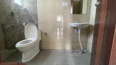 Bathroom Image of 700 Sq.ft 1 BHK Apartment / Flat for rent in Whitefield Bengaluru for Rs. 28000