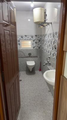 Image of 600 Sq.ft 2 BHK Builder Floor for rent in RMV Extension Stage 2, Bengaluru for Rs. 20000