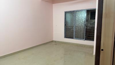 Bedroom Image of 680 Sq.ft 2 BHK Builder Floor for rent in Picnic Garden Kolkata for Rs. 15000