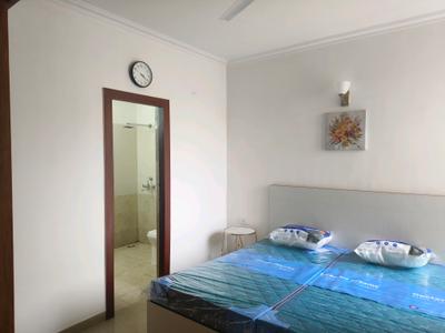 Bedroom Image of 900 Sq.ft 2 BHK Apartment / Flat for sale in Shree Green Court, Sector 90 Gurgaon for Rs. 7250000