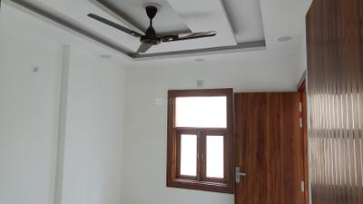 Bedroom Image of 540 Sq.ft 2 BHK Builder Floor for sale in Laxmi Nagar New Delhi for Rs. 5800000