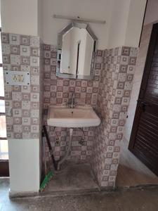 Bathroom Image of 1200 Sq.ft 2 BHK Apartment / Flat for sale in Munirka New Delhi for Rs. 27500000