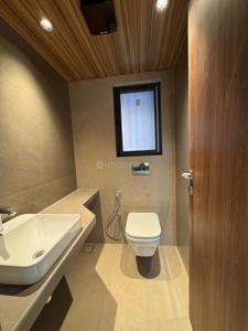Image of 860 Sq.ft 2.5 BHK Apartment / Flat for rent in Ghatkopar East, Mumbai for Rs. 85000