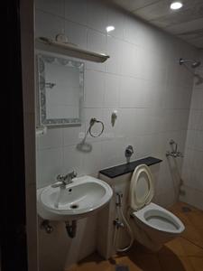 Bathroom Image of 1500 Sq.ft 3 BHK Apartment / Flat for rent in Sobha Garrison, Nagasandra, Bengaluru North Bengaluru for Rs. 50000