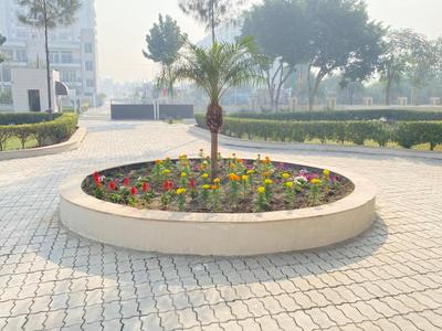 Image of 1358 Sq.ft 2 BHK Apartment / Flat for sale in Simmro Maple Leaf Towers, Shubham Enclave, Amritsar for Rs. 6100000