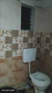 Bathroom Image of 360 Sq.ft 1 BHK Apartment / Flat for sale in Beliaghata Kolkata for Rs. 1500000