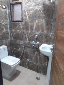 Bathroom Image of 1800 Sq.ft 3 BHK Builder Floor for rent in Saket New Delhi for Rs. 60000