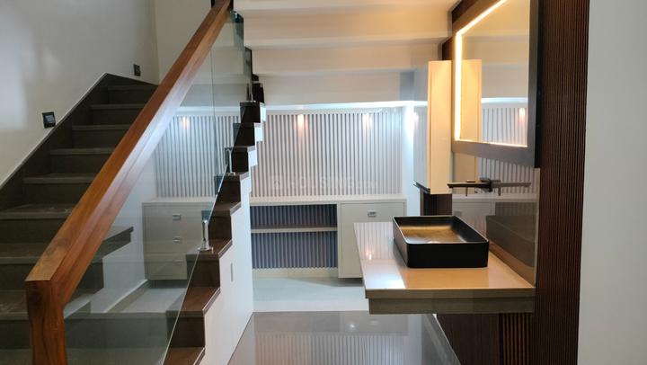 Kakkanad Main Image 1