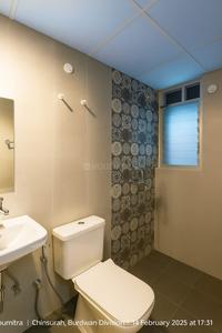 Bathroom Image of 900 Sq.ft 3 BHK Apartment / Flat for rent in Alcove New Kolkata Sangam, Serampore Hooghly for Rs. 25000