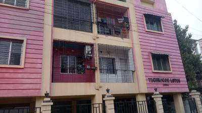 Living Room Image of 980 Sq.ft 2 BHK Apartment / Flat for sale in Nayabad Kolkata for Rs. 3700000