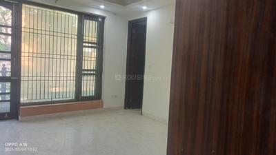 Bedroom Image of 2925 Sq.ft 4 BHK Builder Floor for sale in Janakpuri New Delhi for Rs. 70000000