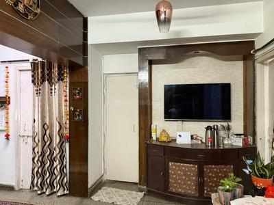 Living Room Image of 750 Sq.ft 2 BHK Apartment / Flat for sale in Kaushambi Ghaziabad for Rs. 6000000